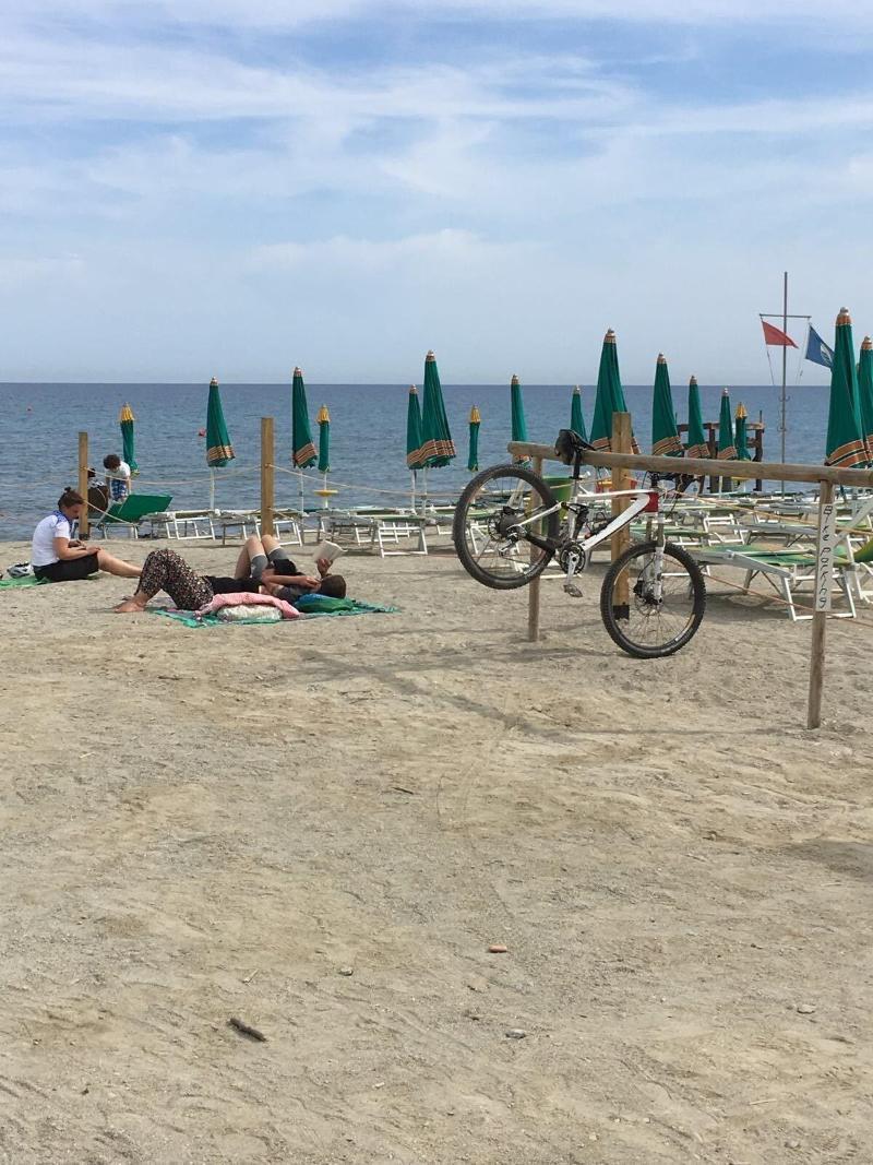 Hotel Internazionale Finale Ligure Esterno foto