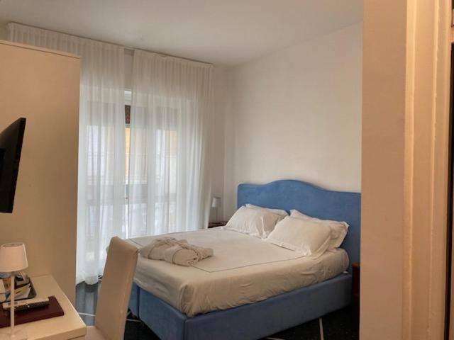 Hotel Internazionale Finale Ligure Esterno foto